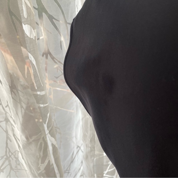 THE ROW BLACK V-NECK SLEEVELESS JEANE MIDI DRESS - Picture 9 of 12